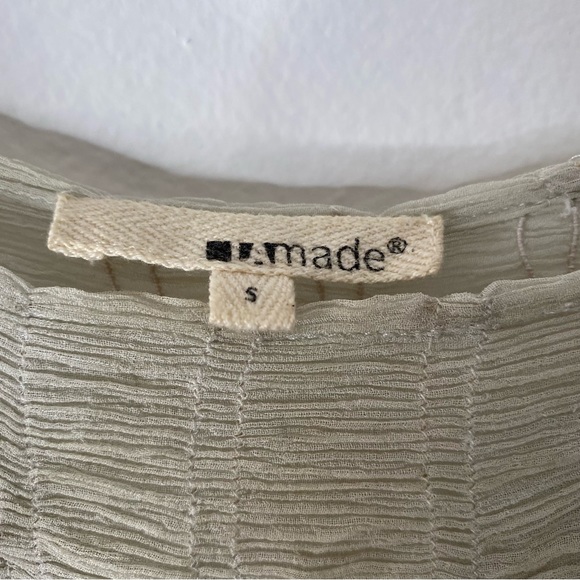 LA made Light Green Silk Ruffled Sleeveless Blouse - Picture 5 of 8